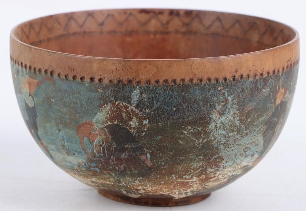 Lot 232407: ANTIQUE WOODEN CARVED STOCKHOLM SWEDEN BOWL