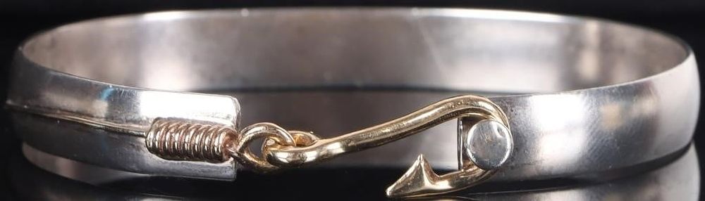 Lot 233011: 14K YELLOW GOLD ON 925 FISH HOOK LADIES BRACELET