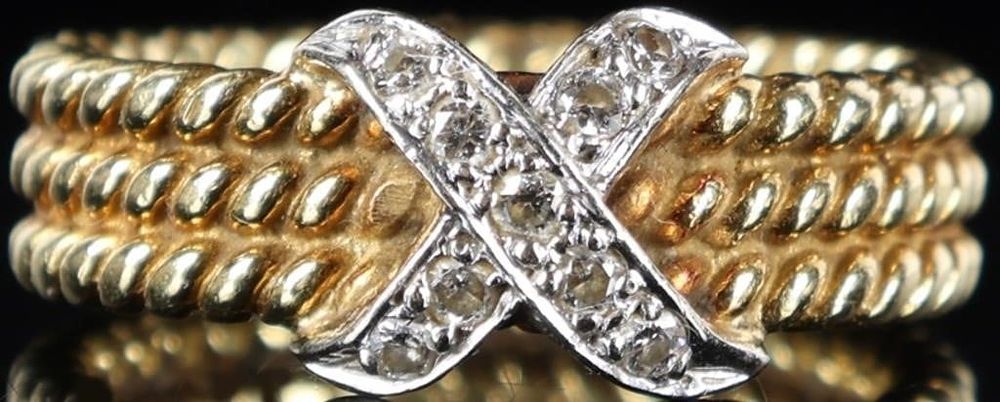 Lot 233059: 14K YELLOW GOLD TRIPLE COIL DIAMOND X LADIES RING