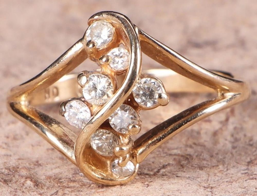 Lot 233078: 14K YELLOW GOLD NATURAL DIAMOND LADIES RING