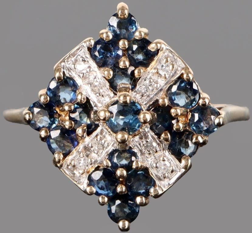 Lot 233091: 14K YELLOW GOLD LADIES RING W/ LONDON TOPAZ & DIAS