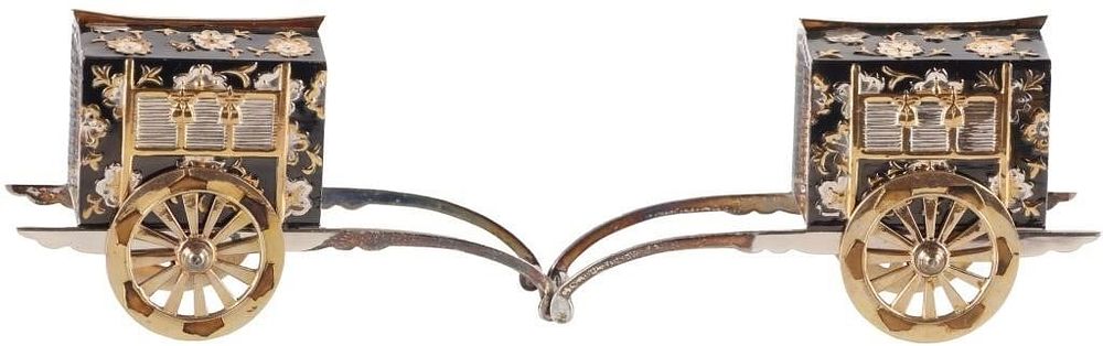 Lot 233121: ANTIQUE 950 SILVER CLOISSONE RICKSHAW SHAKERS