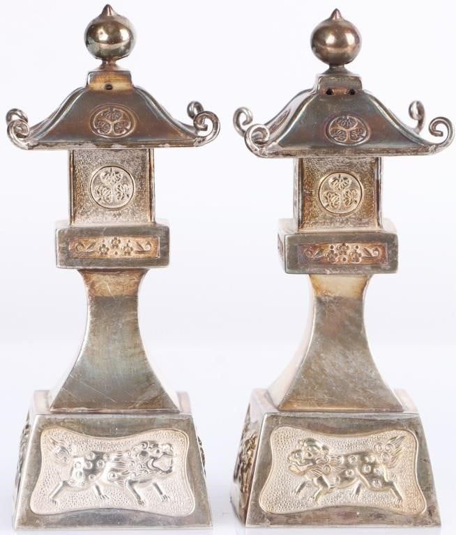Lot 233126: ANTIQUE STERLING SILVER STONE PAGODA SHAKERS