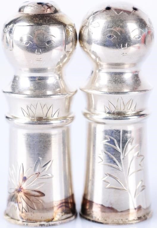 Lot 233136: JAPANESE KOKESHI DOLL S & P SHAKERS 950 STERLING