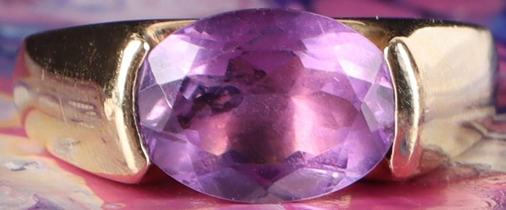 Lot 233142: VINTAGE 10K GOLD AMETHYST OVAL CUT RING
