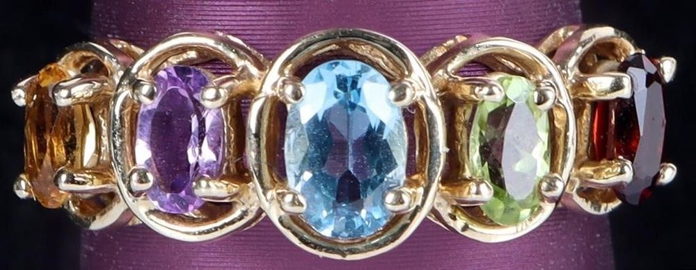 Lot 233147: 10K YELLOW GOLD SEMI-PRECIOUS GEM LADIES RING