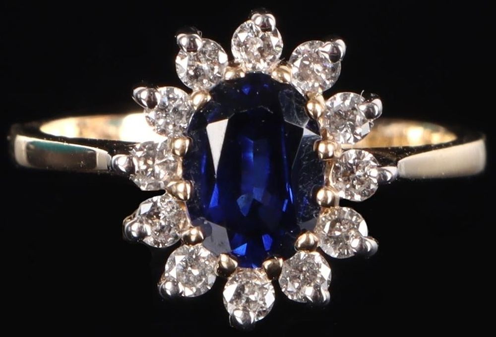Lot 233148: 10K YELLOW GOLD SAPPHIRE DIAMOND LADIES RING