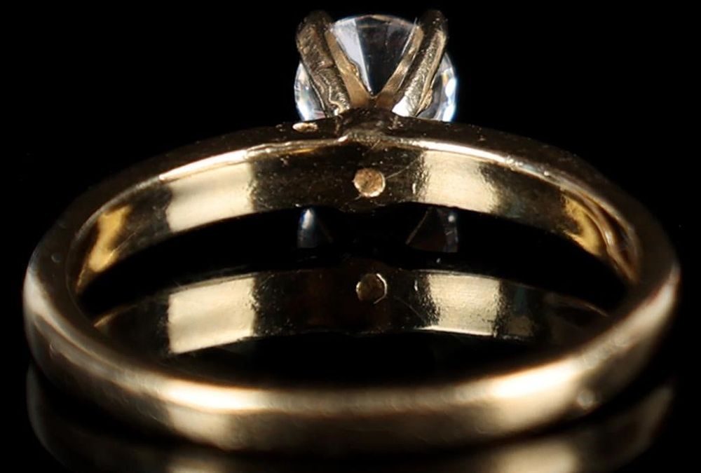 Lot 233154: 1/3CT DIAMOND SOLITAIRE 10K ENGAGEMENT RING