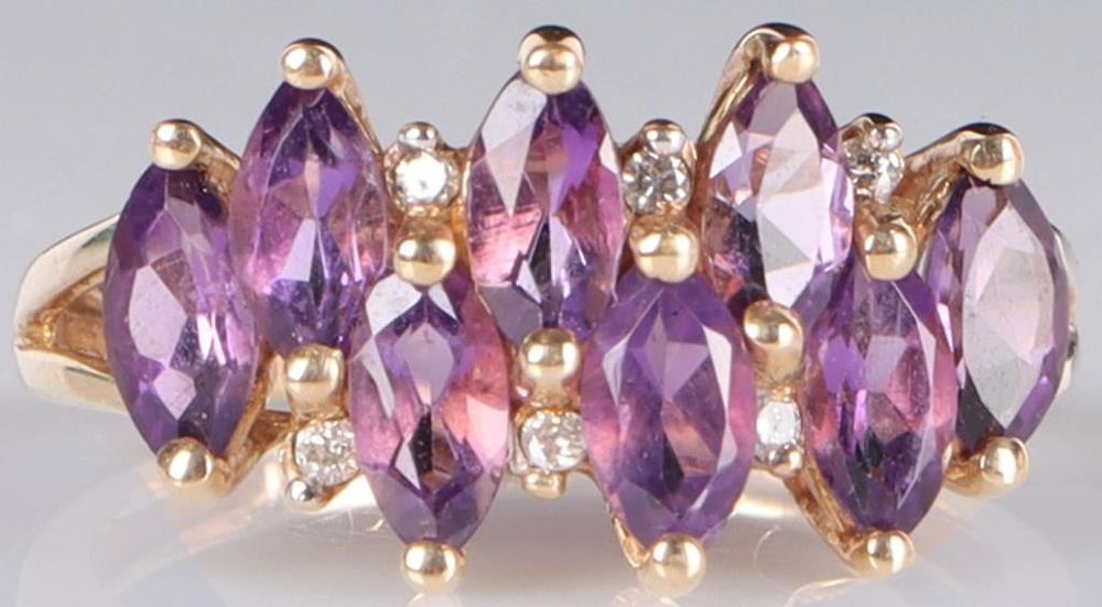 Lot 233158: 10K YELLOW GOLD LADIES RING W/ DIAMONDS & AMETHYST