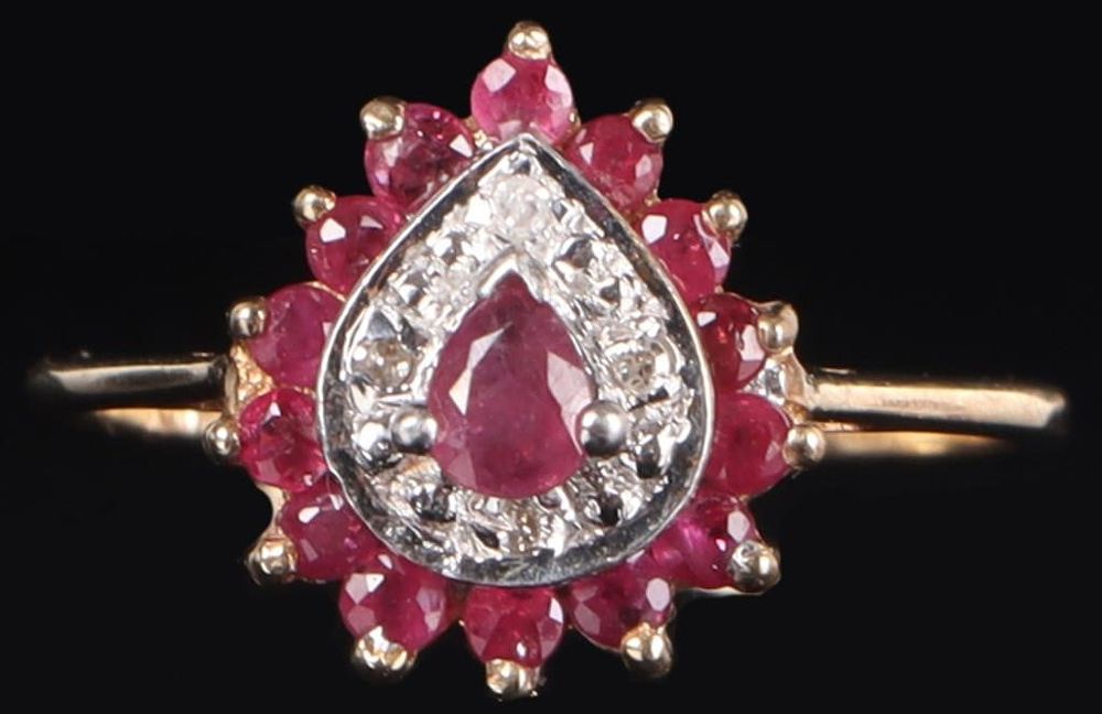 Lot 233160: 10K YELLOW GOLD LADIES RING W/ RUBIES & DIAMONDS
