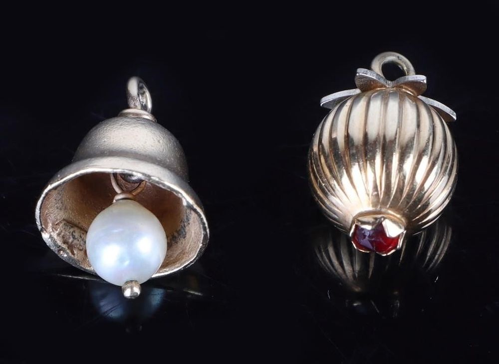 Lot 233256: 14K YELLOW GOLD LADIES CHARM / PENDANTS