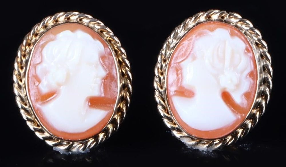 Lot 233307: 14K YELLOW GOLD CAMEO PORTRAIT LADIES EARRINGS
