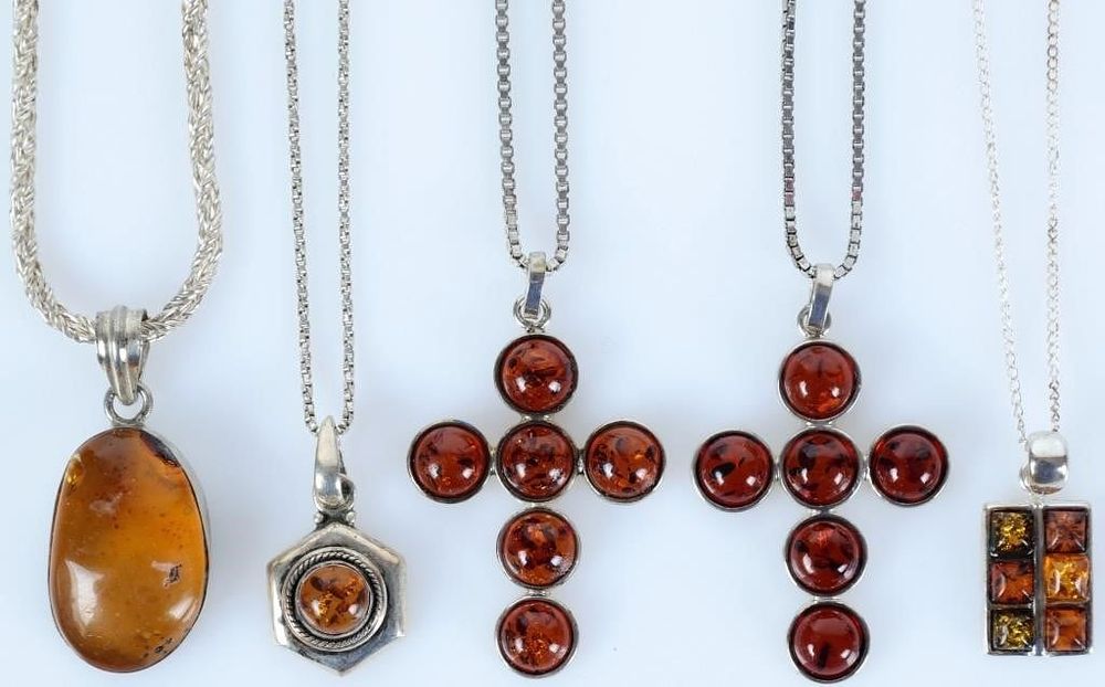 Lot 233311: STERLING SILVER JEWELRY WITH AMBER LOT OF 9