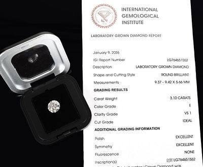 3.1CT VS 1 E COLOR ROUND DIAMOND W/ IGI REPORT. 3.1ct round-cut diamond with an IGI report. The 