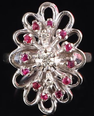 14K WHITE GOLD DIAMOND & PINK TOPAZ LADIES RING. 14K white gold diamond and pink topaz ladies 