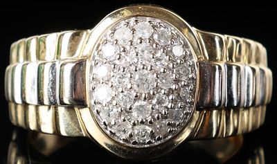 10K YELLOW/WHITE GOLD MENS RING W/ DIAMONDS. 10k yellow gold mens ring with white gold accents 