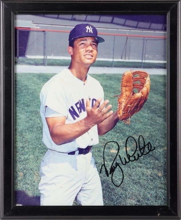 Lot 235008: NYY ROY WHITE AUTOGRAPHED FRAMED PHOTO