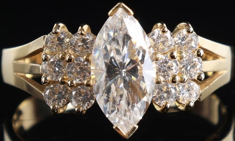 Lot 235109: 14K YELLOW GOLD BOLD COCKTAIL LADIES RING