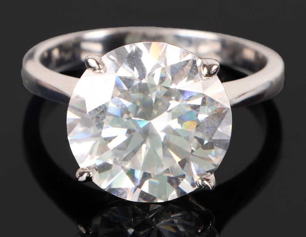 Lot 235190: 6.0CT ROUND MOISSANITE 10K WHITE GOLD LADIES RING