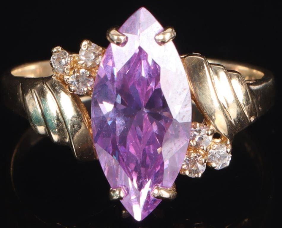 Lot 235218: 10K YELLOW GOLD LADIES RING W/ COLORED STONES