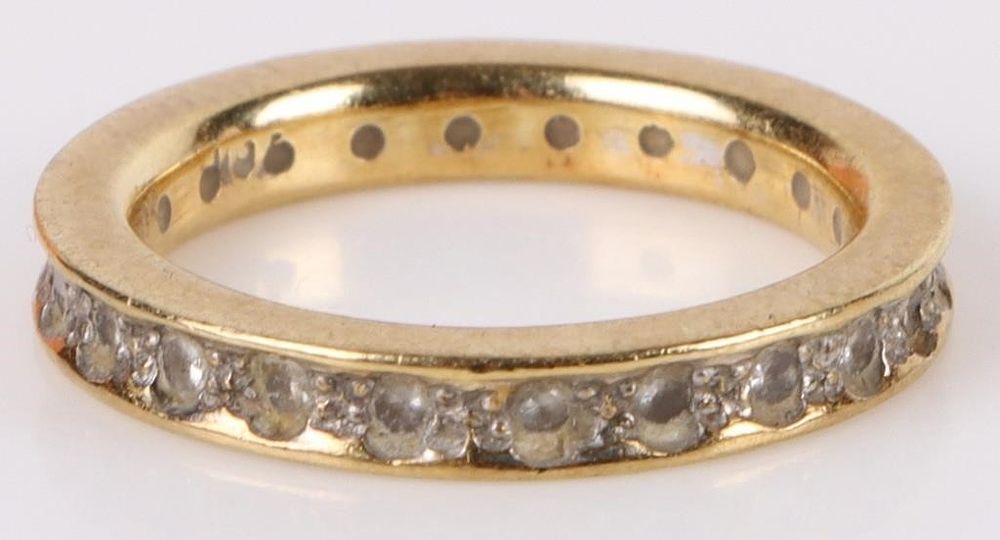 Lot 235229: 18K YELLOW GOLD DIAMOND BAND LADIES RING