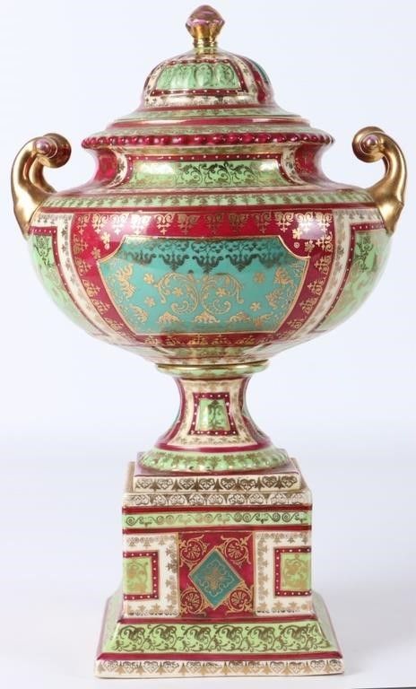 Lot 235241: 19TH C. URN AUSTRIAN PORCELAIN VASE PAINTED