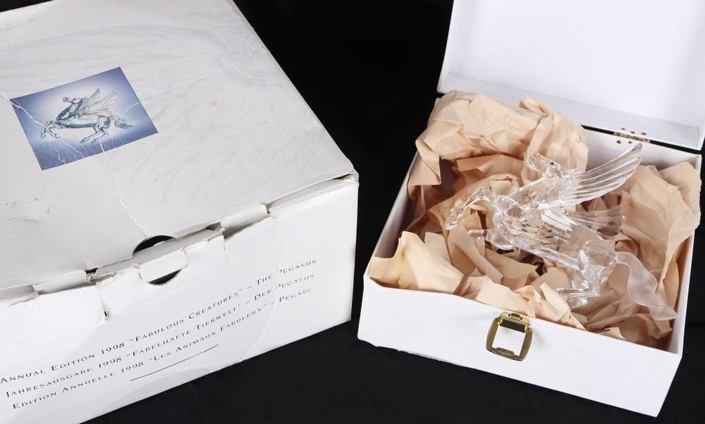 Lot 235244: SWAROVSKI PEGASUS 1998 FABULOUS CREATURES W/ BOX