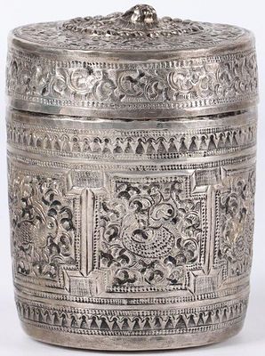 ANTIQUE ORNATE REPOUSSE BURMESE STYLE BETEL BOX. Antique ornate repousse Burmese style betel 