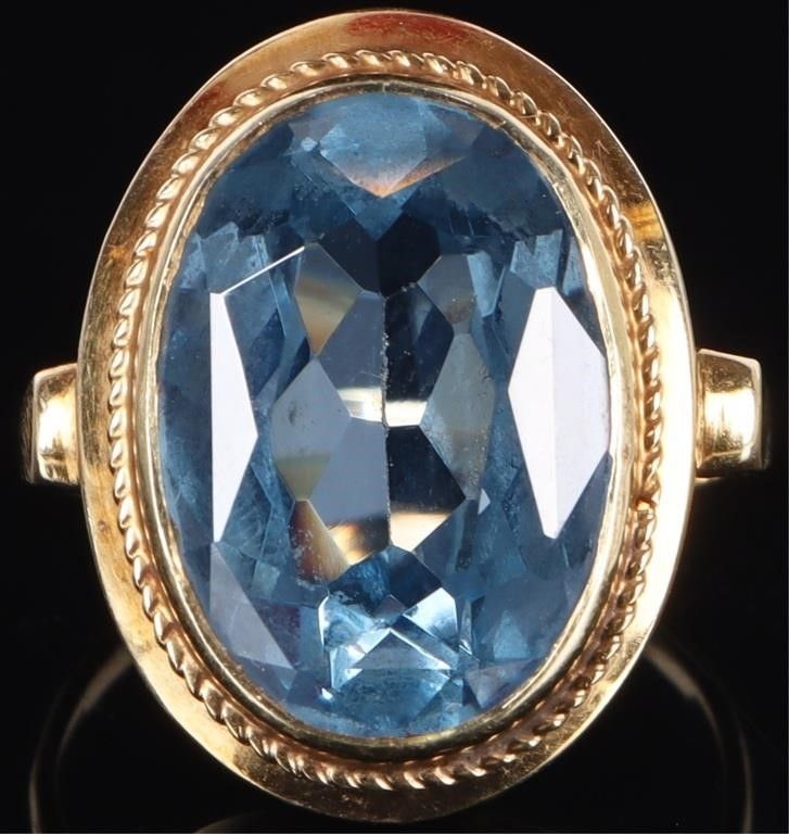 Lot 235277: ~11.5CT OVAL TOPAZ 14K YELLOW GOLD LADIES RING