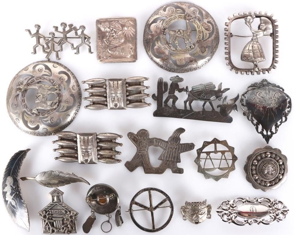 Lot 235279: VINTAGE STERLING SILVER LADIES BROOCHES ( 20)