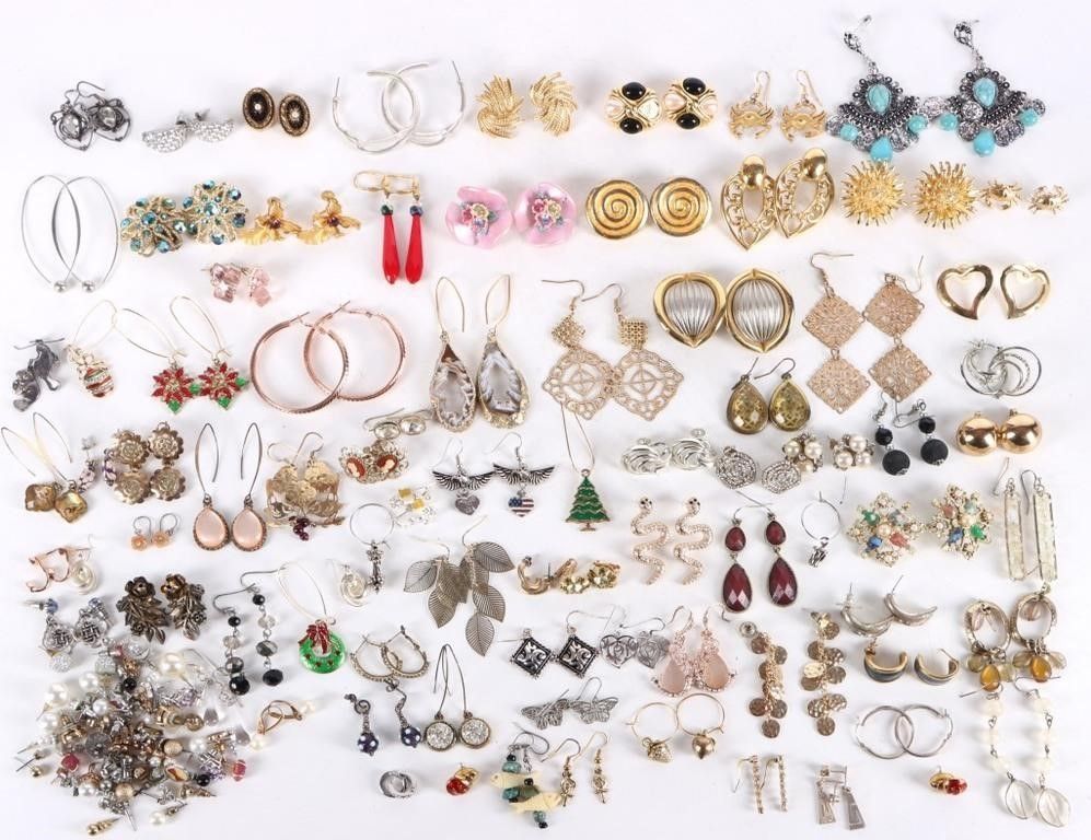 Lot 235334: GIANT LADIES ASSORTED FASHION EARRINGS LOT