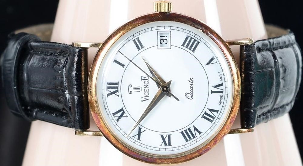 Lot 235378: 14K YELLOW GOLD VICENCE ITALIAN LEATHER WRISTWATCH