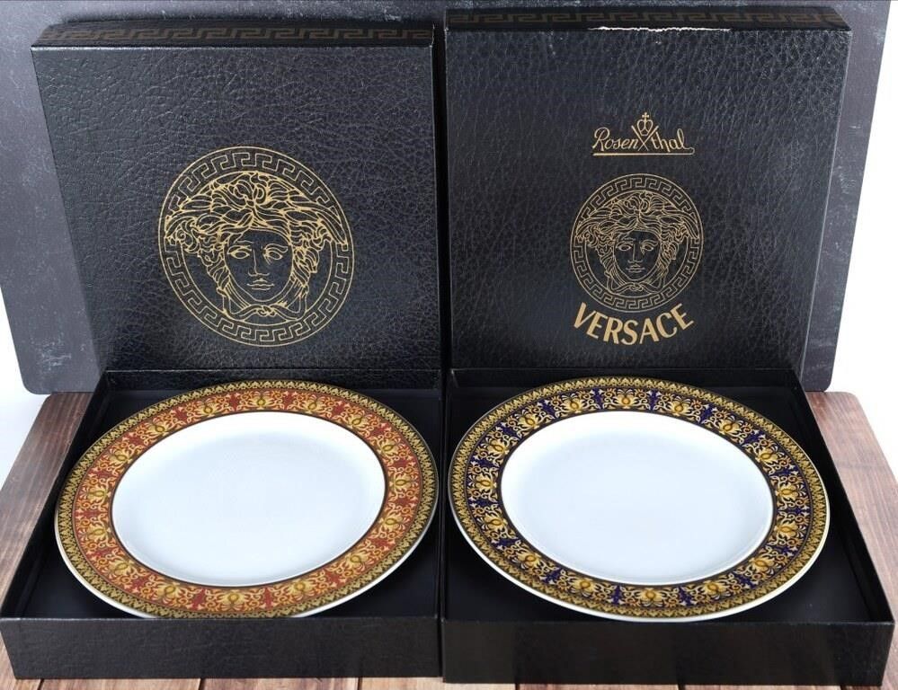 Lot 235422: VERSACE ROSENTHAL BLUE & RED CHINA SALAD PLATES -2