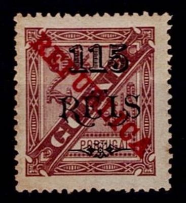Guinea 1915 – D. Carlos I with Republic overprint. Stamp MF#163b, 115 over 2.5 Reis brown with 