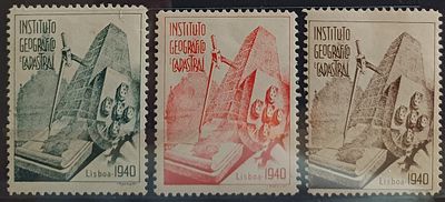 Cinderelas – Portugal. Set of three new cinderelas depicting the INSTITUTO GEOGR&Aacute;FICO E 