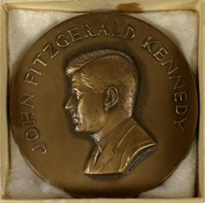 JOHN F. KENNEDY BRONZE INAUGURATION MEDAL. 2.75"