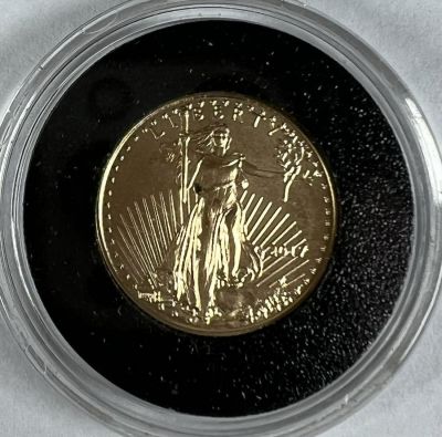 2017 AMERICAN EAGLE $5 GOLD COIN. UNCIRCULATED