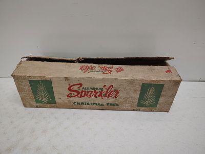 Christmas Tree. sparkler good condition, box has a few tears on lid aluminum Dimensions: 7 x 25 