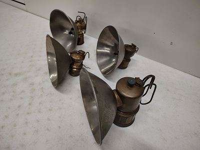 mining items. (4) drivers lamps Dimensions: 9 x 13 x 13 in