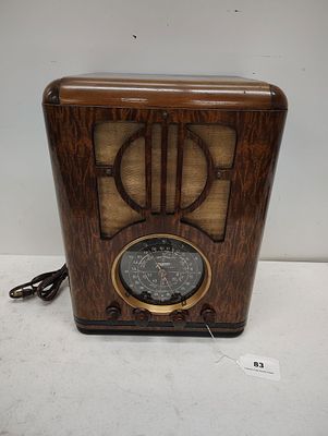 Radio. Zenith radio was rebuilt but needs belt on dial Dimensions: 18 x 14 x 11 in