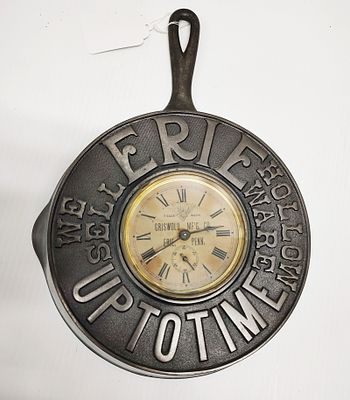 Griswold windup skillet clock it does work excellent condition!!! WOW!! these were only given 