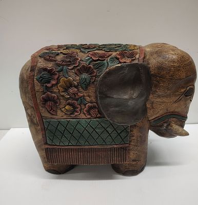 stool. ashanti elephant stool Dimensions: 15 x 18 x 11 in