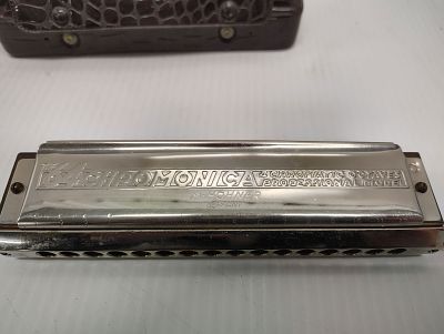 harmonica. the 64 chromocia m hohner Dimensions: 2 x 8 x 3 in