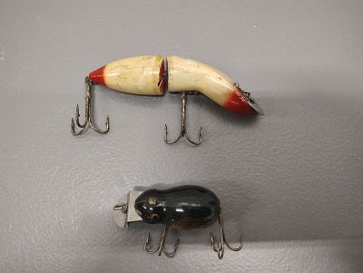 Fishing items. Creek chub- tiny jim wooden Heddon game fisher wooden Dimensions: 2 x 5 x 3 in