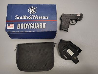 Gun. s&amp;w bodyguard 380 serial number: KAC4139 with holster Dimensions: 2 x 10 x 6 in