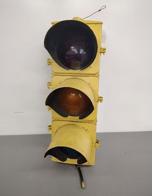 Traffic light. traffic light Dimensions: 32 x 12 x 14 in