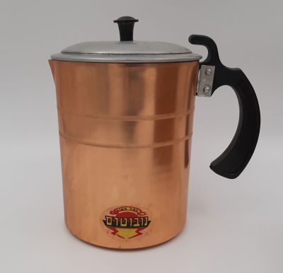 ישראליאנה- קומקום נחושת ואלומניום באריזה המקורית - נובוטרם - סמל הטיב. גובה: 18 ס"מ. מצב מצויין