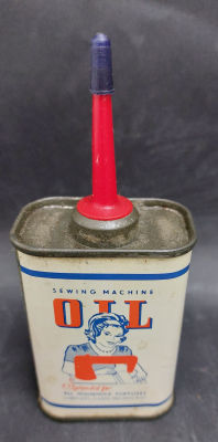 קופסת פח ישראלית לא שכיחה, מצב מעולה.