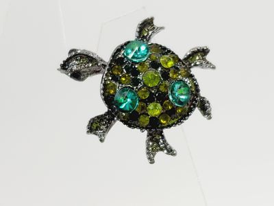 Small Turtle Crystal Brooch