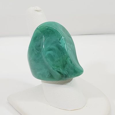 Lucite Ring Size 8